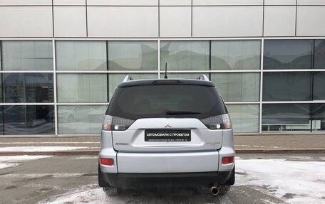 Mitsubishi Outlander III рестайлинг 3, 2010 год, 1 080 000 рублей, 6 фотография