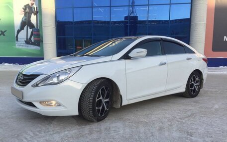 Hyundai Sonata VI, 2011 год, 1 050 000 рублей, 2 фотография