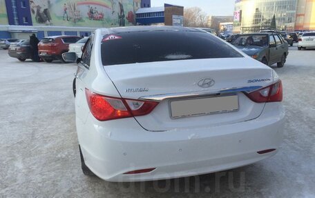 Hyundai Sonata VI, 2011 год, 1 050 000 рублей, 6 фотография