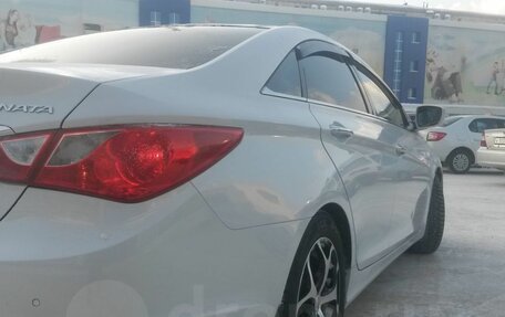 Hyundai Sonata VI, 2011 год, 1 050 000 рублей, 10 фотография