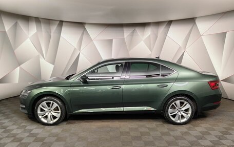 Skoda Superb III рестайлинг, 2019 год, 2 455 000 рублей, 5 фотография