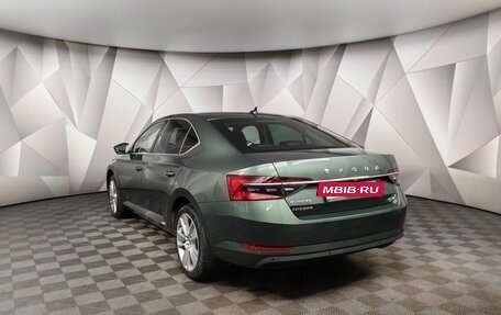 Skoda Superb III рестайлинг, 2019 год, 2 455 000 рублей, 4 фотография