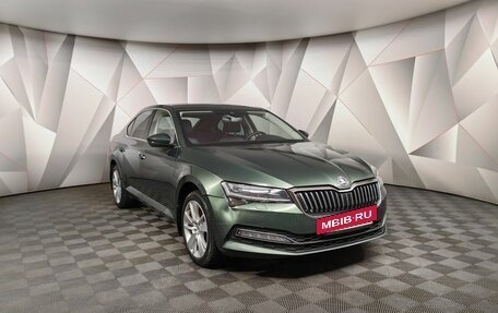 Skoda Superb III рестайлинг, 2019 год, 2 455 000 рублей, 3 фотография