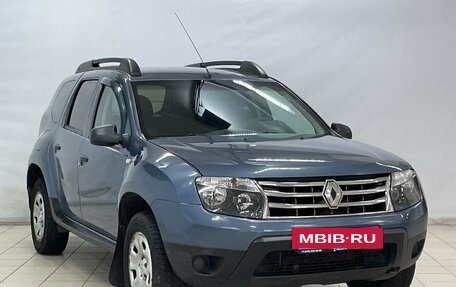 Renault Duster I рестайлинг, 2014 год, 990 000 рублей, 2 фотография