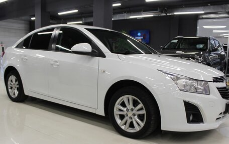 Chevrolet Cruze II, 2012 год, 1 049 000 рублей, 3 фотография