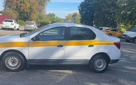 Renault Logan II, 2016 год, 470 000 рублей, 4 фотография