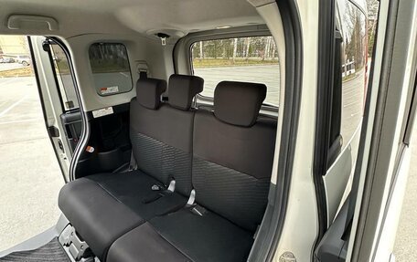 Toyota Roomy I, 2018 год, 1 170 000 рублей, 20 фотография