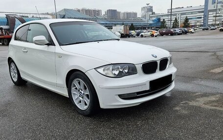 BMW 1 серия, 2011 год, 785 000 рублей, 2 фотография