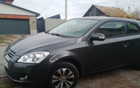 KIA cee'd I рестайлинг, 2010 год, 660 000 рублей, 7 фотография