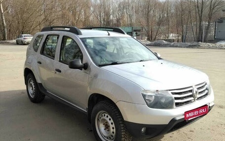 Renault Duster I рестайлинг, 2014 год, 850 000 рублей, 3 фотография