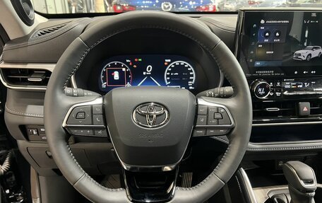 Toyota Highlander, 2024 год, 6 650 000 рублей, 19 фотография