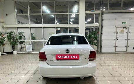 Volkswagen Polo VI (EU Market), 2011 год, 850 000 рублей, 4 фотография