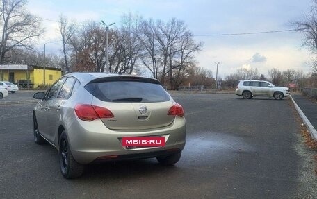 Opel Astra J, 2011 год, 585 000 рублей, 7 фотография