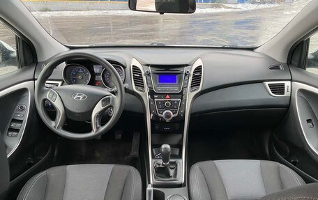 Hyundai i30 II рестайлинг, 2013 год, 1 075 000 рублей, 5 фотография