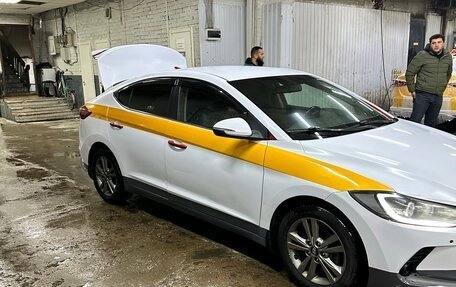 Hyundai Elantra VI рестайлинг, 2017 год, 1 200 000 рублей, 20 фотография