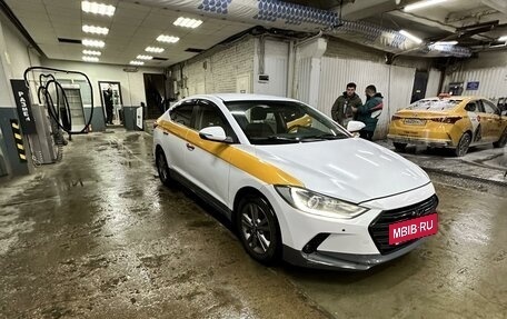 Hyundai Elantra VI рестайлинг, 2017 год, 1 200 000 рублей, 9 фотография