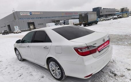 Toyota Camry, 2016 год, 2 338 000 рублей, 10 фотография