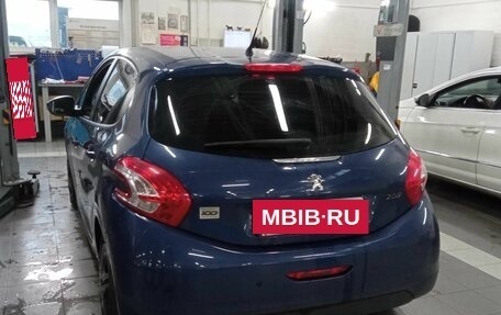 Peugeot 208 II, 2013 год, 821 000 рублей, 4 фотография