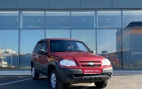 Chevrolet Niva I рестайлинг, 2013 год, 599 000 рублей, 2 фотография