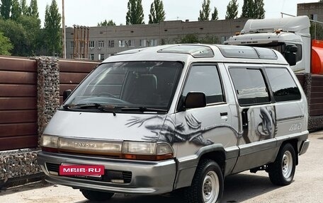 Toyota Town Ace III, 1990 год, 430 000 рублей, 3 фотография