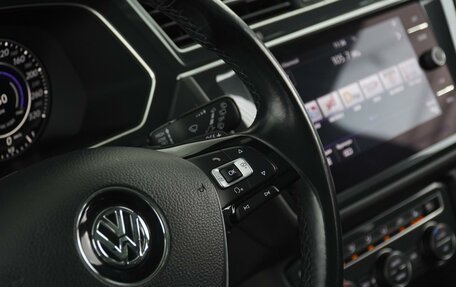 Volkswagen Tiguan II, 2018 год, 3 699 000 рублей, 20 фотография