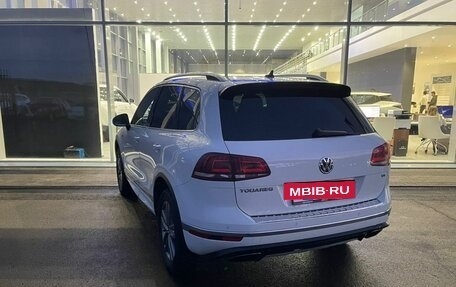 Volkswagen Touareg III, 2016 год, 3 149 000 рублей, 7 фотография