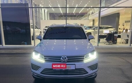 Volkswagen Touareg III, 2016 год, 3 149 000 рублей, 2 фотография