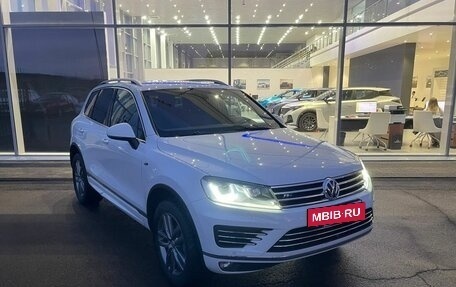 Volkswagen Touareg III, 2016 год, 3 149 000 рублей, 3 фотография