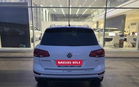 Volkswagen Touareg III, 2016 год, 3 149 000 рублей, 6 фотография