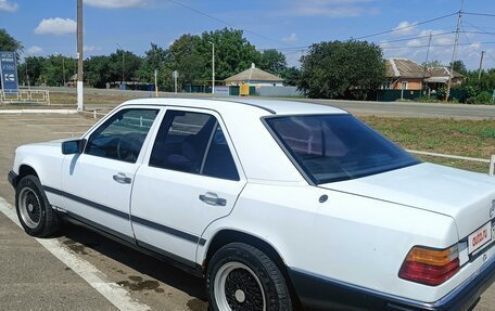 Mercedes-Benz W124, 1986 год, 210 000 рублей, 14 фотография