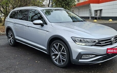 Volkswagen Passat B8 рестайлинг, 2019 год, 3 185 000 рублей, 3 фотография