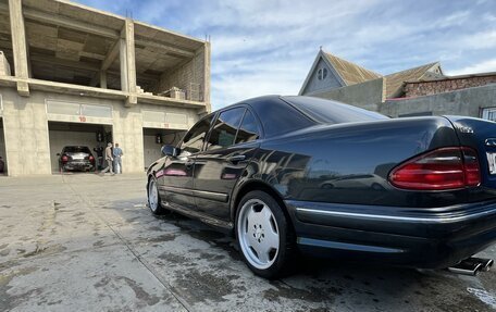 Mercedes-Benz E-Класс, 1996 год, 1 180 000 рублей, 4 фотография