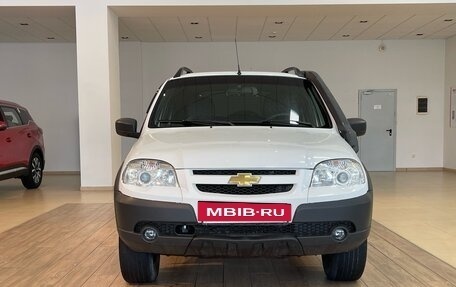 Chevrolet Niva I рестайлинг, 2016 год, 860 000 рублей, 2 фотография