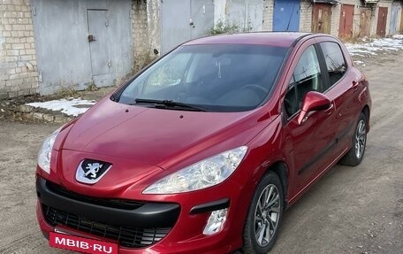 Peugeot 308 II, 2011 год, 617 999 рублей, 3 фотография