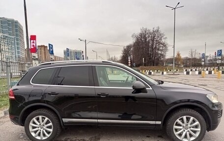 Volkswagen Touareg III, 2011 год, 2 500 000 рублей, 4 фотография