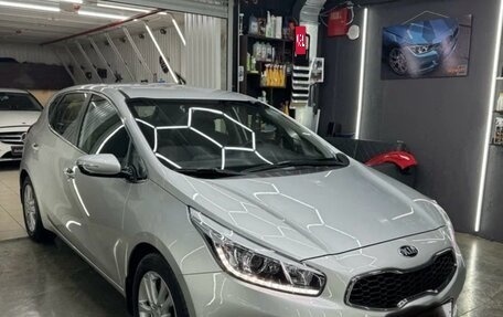 KIA cee'd III, 2014 год, 1 420 000 рублей, 2 фотография