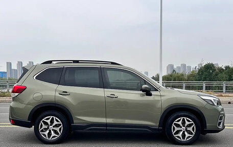 Subaru Forester, 2020 год, 2 600 000 рублей, 15 фотография