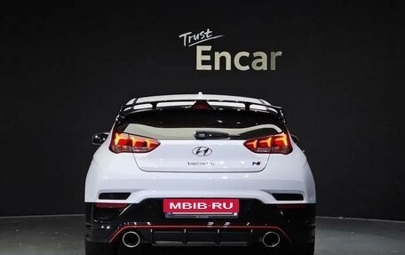 Hyundai Veloster II, 2022 год, 2 304 037 рублей, 4 фотография