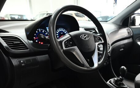 Hyundai Solaris II рестайлинг, 2013 год, 1 040 000 рублей, 14 фотография