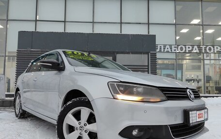 Volkswagen Jetta VI, 2013 год, 1 330 000 рублей, 1 фотография