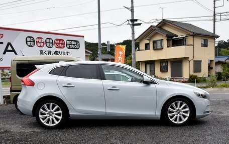 Volvo V40 II рестайлинг, 2016 год, 1 050 000 рублей, 8 фотография