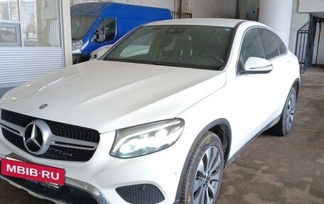 Mercedes-Benz GLC, 2018 год, 3 700 000 рублей, 3 фотография