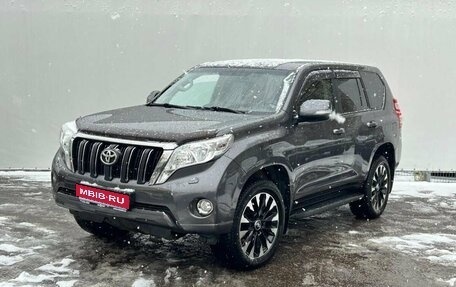 Toyota Land Cruiser Prado 150 рестайлинг 2, 2014 год, 3 340 000 рублей, 1 фотография