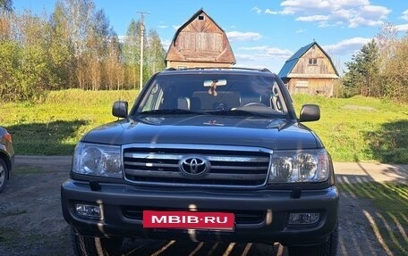 Toyota Land Cruiser 100 рестайлинг 2, 1999 год, 1 750 000 рублей, 2 фотография