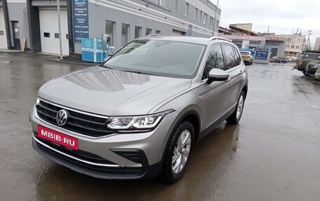 Volkswagen Tiguan II, 2021 год, 3 450 000 рублей, 10 фотография