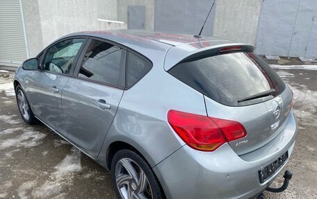 Opel Astra J, 2011 год, 650 000 рублей, 7 фотография