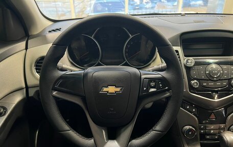 Chevrolet Cruze II, 2011 год, 840 000 рублей, 7 фотография