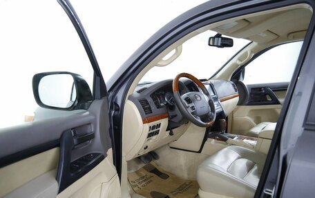 Toyota Land Cruiser 200, 2012 год, 3 295 000 рублей, 6 фотография