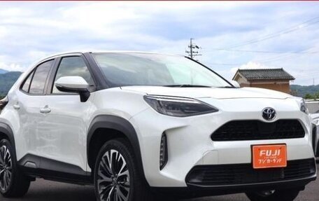 Toyota Yaris Cross, 2020 год, 2 350 000 рублей, 3 фотография