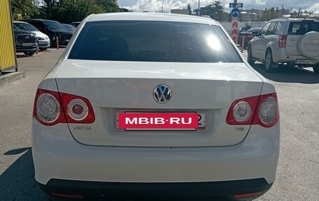 Volkswagen Jetta VI, 2009 год, 800 000 рублей, 3 фотография